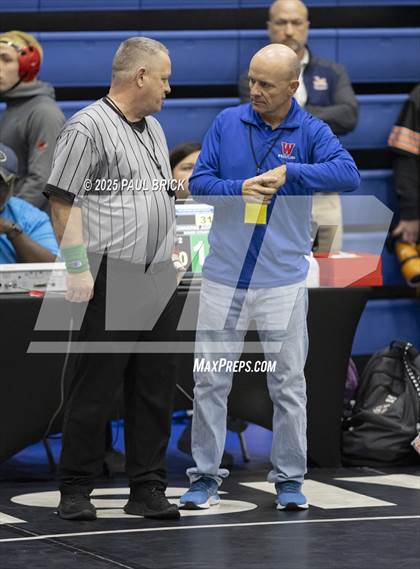 Thumbnail 1 in UIL Boys Wrestling Region 4 Finals (Day 2) photogallery.