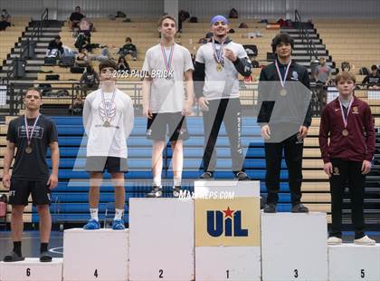 Thumbnail 3 in UIL Boys Wrestling Region 4 Finals (Day 2) photogallery.
