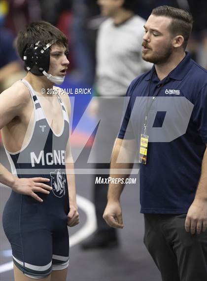 Thumbnail 1 in UIL Boys Wrestling Region 4 Finals (Day 2) photogallery.