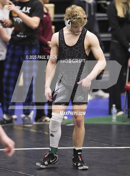 Thumbnail 1 in UIL Boys Wrestling Region 4 Finals (Day 2) photogallery.