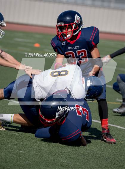 Thumbnail 3 in Bellarmine-Jefferson vs Lighthouse Christian photogallery.
