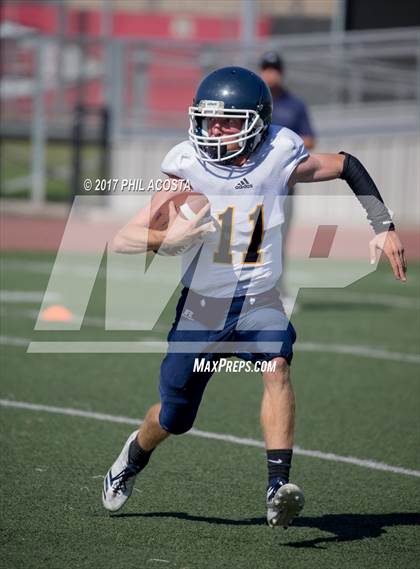 Thumbnail 1 in Bellarmine-Jefferson vs Lighthouse Christian photogallery.