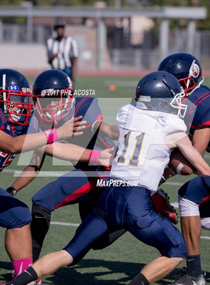 Thumbnail 1 in Bellarmine-Jefferson vs Lighthouse Christian photogallery.