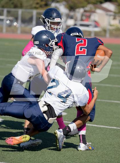 Thumbnail 2 in Bellarmine-Jefferson vs Lighthouse Christian photogallery.
