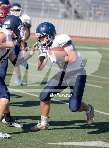 Thumbnail 3 in Bellarmine-Jefferson vs Lighthouse Christian photogallery.