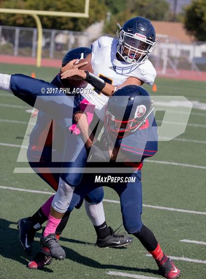 Thumbnail 1 in Bellarmine-Jefferson vs Lighthouse Christian photogallery.