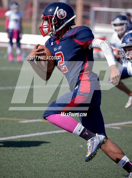 Thumbnail 2 in Bellarmine-Jefferson vs Lighthouse Christian photogallery.