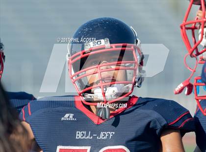 Thumbnail 1 in Bellarmine-Jefferson vs Lighthouse Christian photogallery.