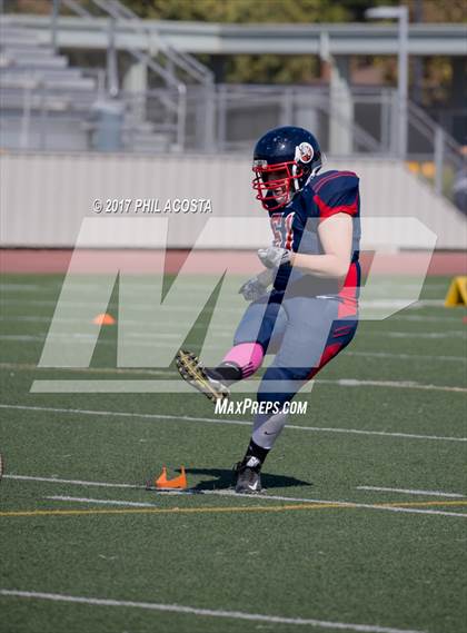 Thumbnail 1 in Bellarmine-Jefferson vs Lighthouse Christian photogallery.