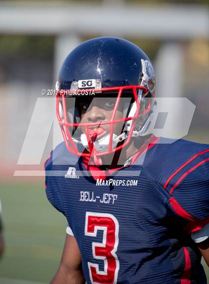 Thumbnail 3 in Bellarmine-Jefferson vs Lighthouse Christian photogallery.