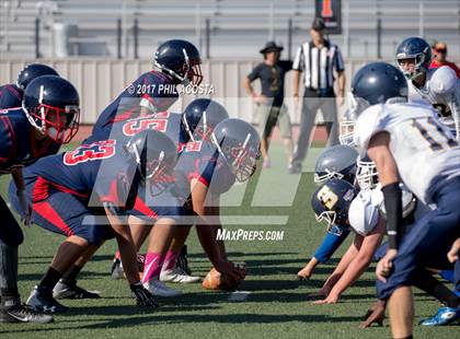 Thumbnail 3 in Bellarmine-Jefferson vs Lighthouse Christian photogallery.