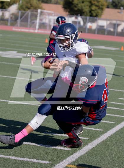 Thumbnail 1 in Bellarmine-Jefferson vs Lighthouse Christian photogallery.