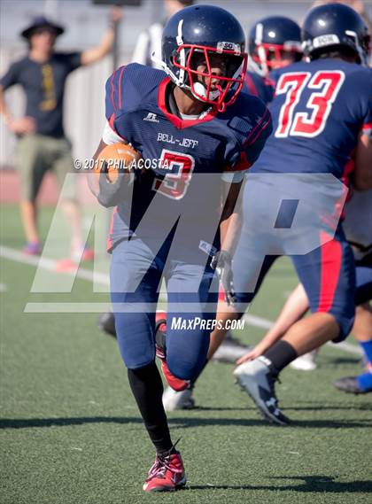 Thumbnail 3 in Bellarmine-Jefferson vs Lighthouse Christian photogallery.
