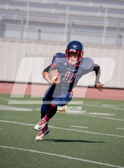 Thumbnail 2 in Bellarmine-Jefferson vs Lighthouse Christian photogallery.
