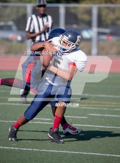Thumbnail 3 in Bellarmine-Jefferson vs Lighthouse Christian photogallery.