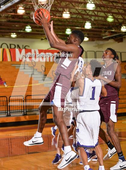 Thumbnail 1 in Cinco Ranch vs Angleton (McDonald's Texas Invitational) photogallery.