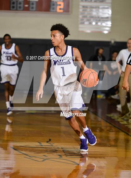 Thumbnail 1 in Cinco Ranch vs Angleton (McDonald's Texas Invitational) photogallery.