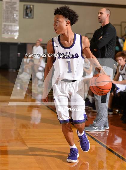 Thumbnail 2 in Cinco Ranch vs Angleton (McDonald's Texas Invitational) photogallery.