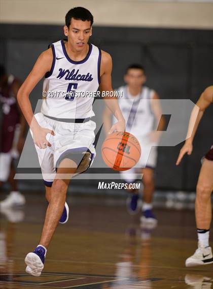Thumbnail 2 in Cinco Ranch vs Angleton (McDonald's Texas Invitational) photogallery.