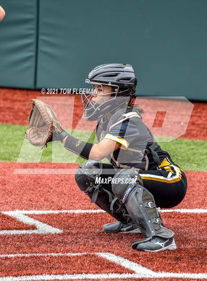 Thumbnail 3 in Shawnee Mission West @ Olathe East photogallery.