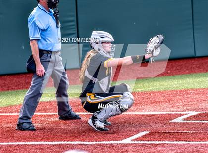 Thumbnail 2 in Shawnee Mission West @ Olathe East photogallery.
