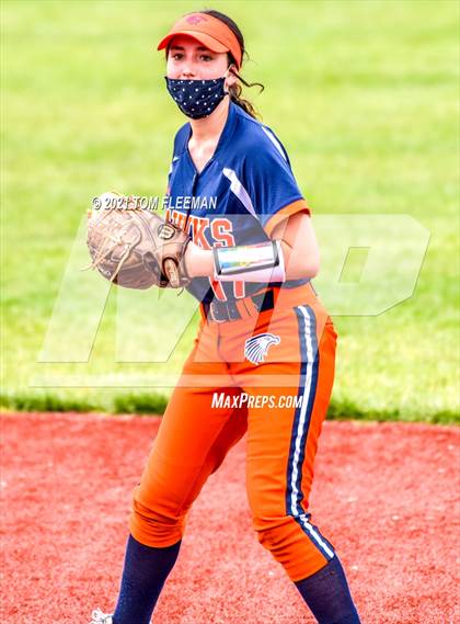 Thumbnail 3 in Shawnee Mission West @ Olathe East photogallery.