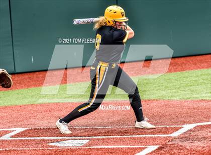 Thumbnail 1 in Shawnee Mission West @ Olathe East photogallery.