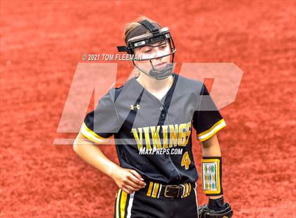 Thumbnail 2 in Shawnee Mission West @ Olathe East photogallery.