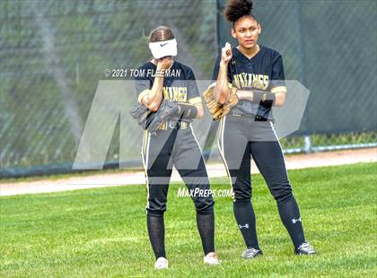 Thumbnail 3 in Shawnee Mission West @ Olathe East photogallery.