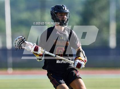 Thumbnail 1 in Roswell vs. Lassiter (GHSA Division 2 State Championship) photogallery.