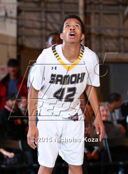 Thumbnail 1 in Santa Monica vs. Village Christian (Jordan Take Flight Challenge) photogallery.