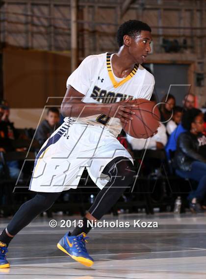 Thumbnail 2 in Santa Monica vs. Village Christian (Jordan Take Flight Challenge) photogallery.