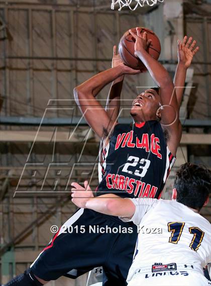 Thumbnail 1 in Santa Monica vs. Village Christian (Jordan Take Flight Challenge) photogallery.