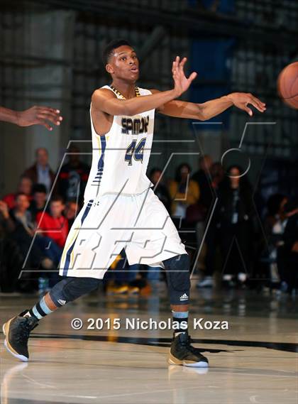Thumbnail 1 in Santa Monica vs. Village Christian (Jordan Take Flight Challenge) photogallery.