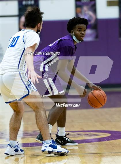 Thumbnail 1 in Quincy @ Collinsville (Prairie Farms Holiday Classic) photogallery.