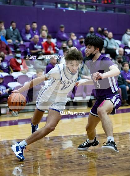Thumbnail 2 in Quincy @ Collinsville (Prairie Farms Holiday Classic) photogallery.