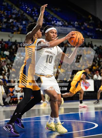 Thumbnail 1 in Lancaster vs North Augusta (SCHSL 4A Final) photogallery.