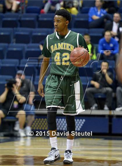 Thumbnail 2 in Damien vs. Campolindo (CIF State D3 Final) photogallery.