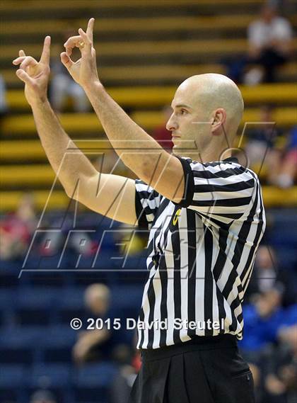 Thumbnail 2 in Damien vs. Campolindo (CIF State D3 Final) photogallery.