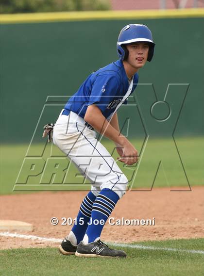 Thumbnail 2 in MacArthur [Douglas] vs New Braunfels (UIL 6A Bi-District) photogallery.