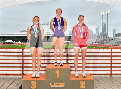 Thumbnail 1 in UIL 3A Track & Field Final (Awards) photogallery.