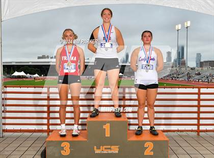 Thumbnail 2 in UIL 3A Track & Field Final (Awards) photogallery.