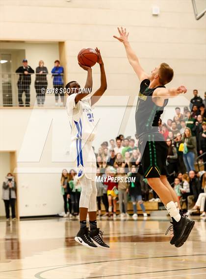 Thumbnail 2 in Pinewood vs Woodside Priory (CIF CCS D5 Finals) photogallery.