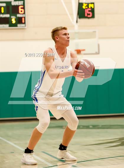 Thumbnail 1 in Pinewood vs Woodside Priory (CIF CCS D5 Finals) photogallery.