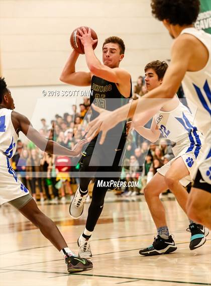 Thumbnail 3 in Pinewood vs Woodside Priory (CIF CCS D5 Finals) photogallery.