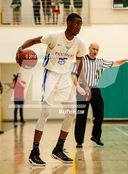 Thumbnail 3 in Pinewood vs Woodside Priory (CIF CCS D5 Finals) photogallery.