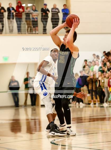 Thumbnail 3 in Pinewood vs Woodside Priory (CIF CCS D5 Finals) photogallery.