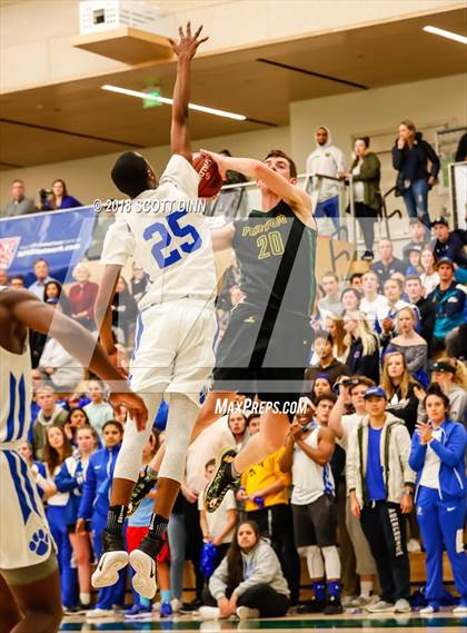 Thumbnail 1 in Pinewood vs Woodside Priory (CIF CCS D5 Finals) photogallery.