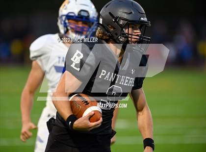 Thumbnail 3 in Tahoma @ Bonney Lake photogallery.
