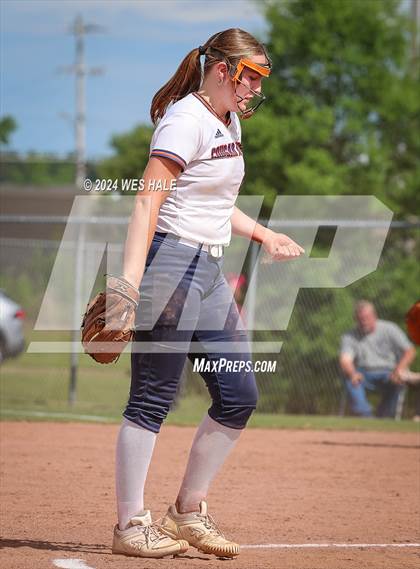 Thumbnail 1 in Dickson County @ Arlington (4A Sectional) photogallery.